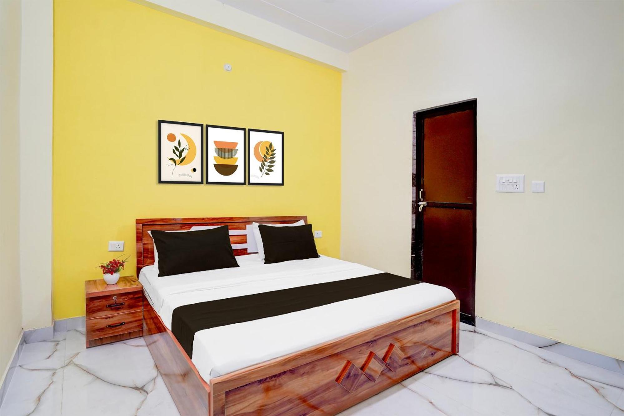 Hotel O Ds Royal Chinhat
