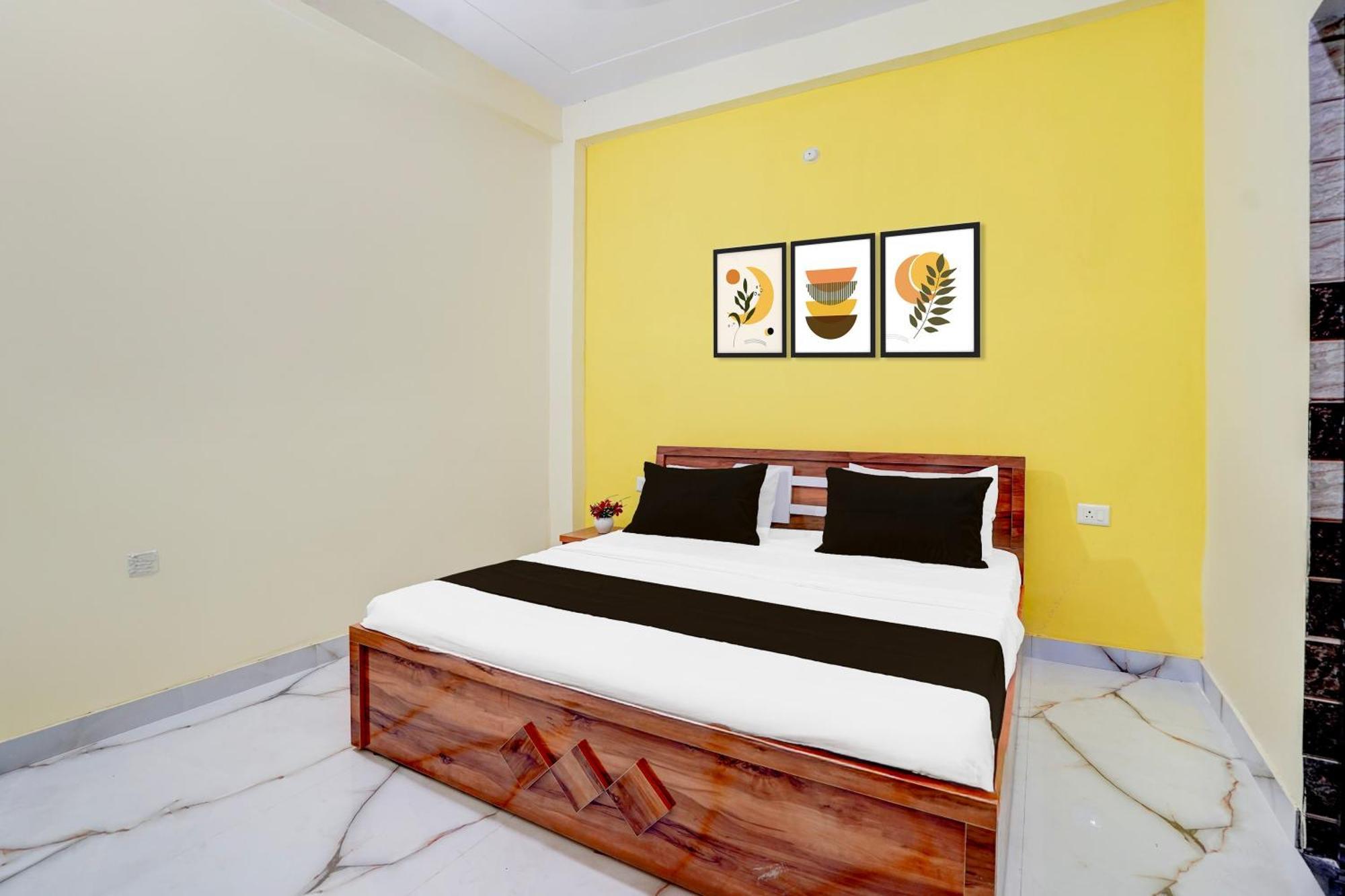 O Ds Royal Hotel Chinhat
